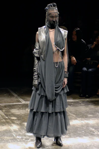 Look 25